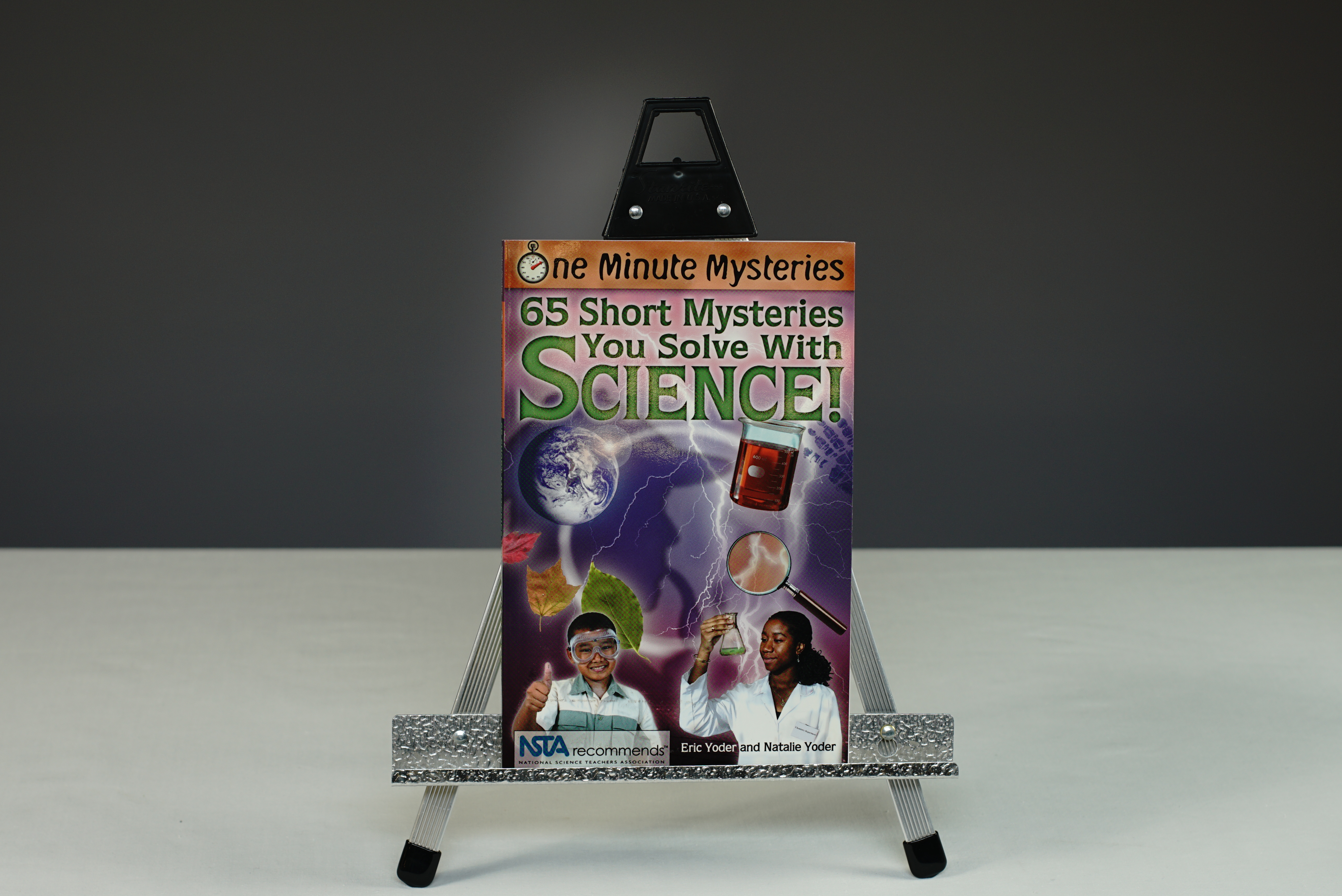 One Minute Mysteries - 65 Short Mysteries You Solve with Science! Book