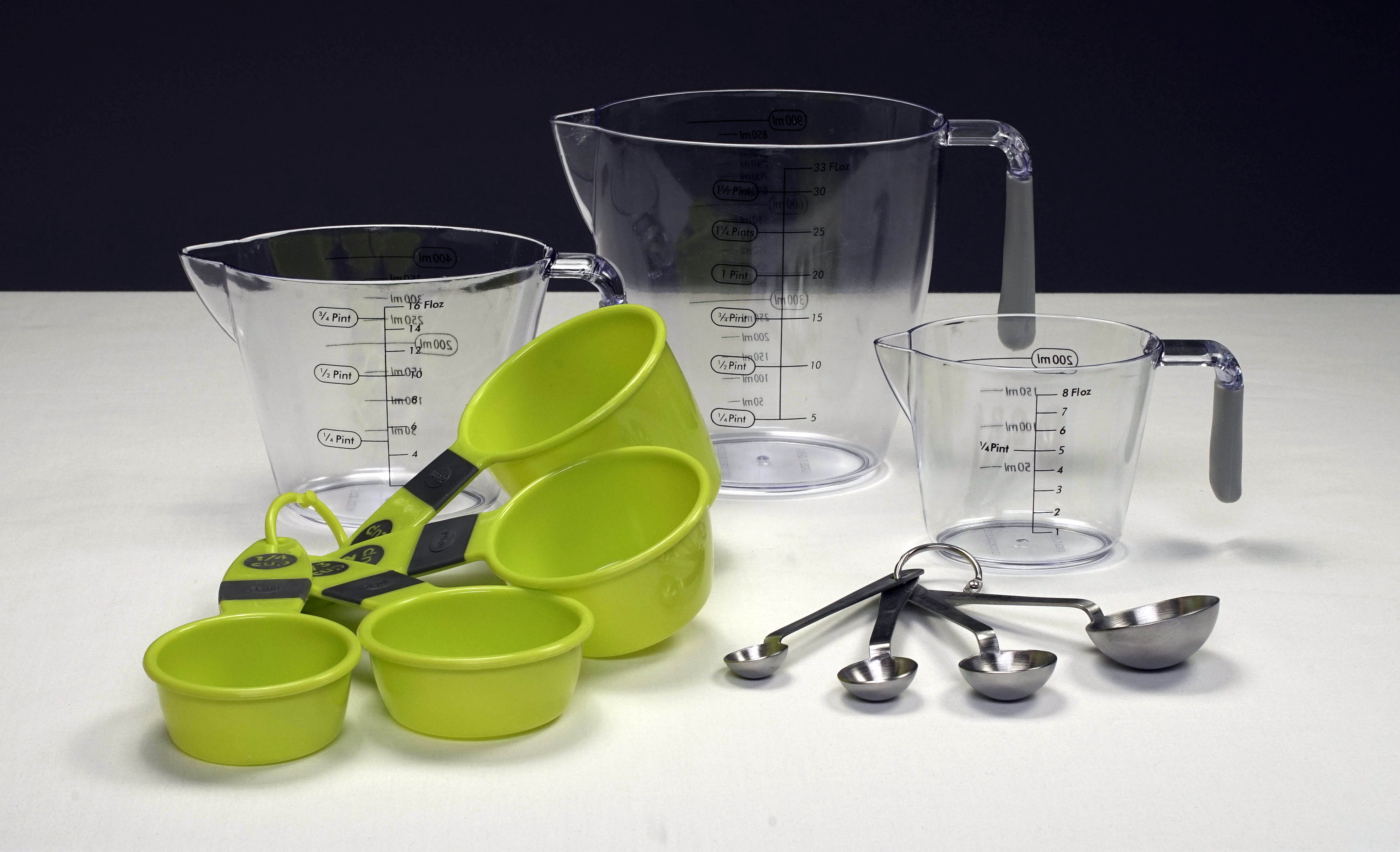measuring cups